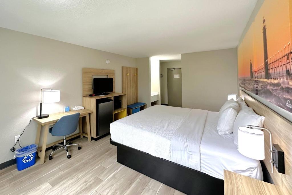 Days Inn by Wyndham Holland photo