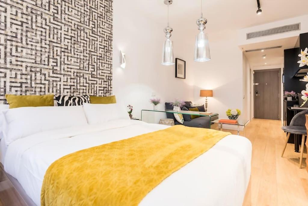 NEW APT PUERTA DE ALCALA RETIRO PARK