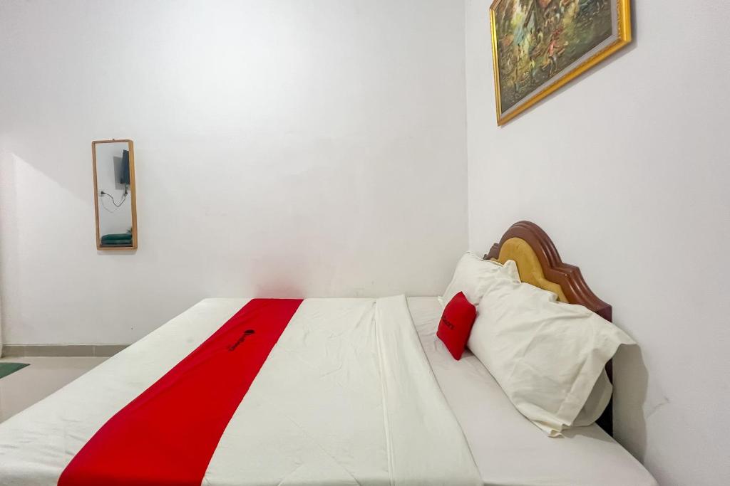 RedDoorz at Dimens House Sragen - Chambre Double Standard