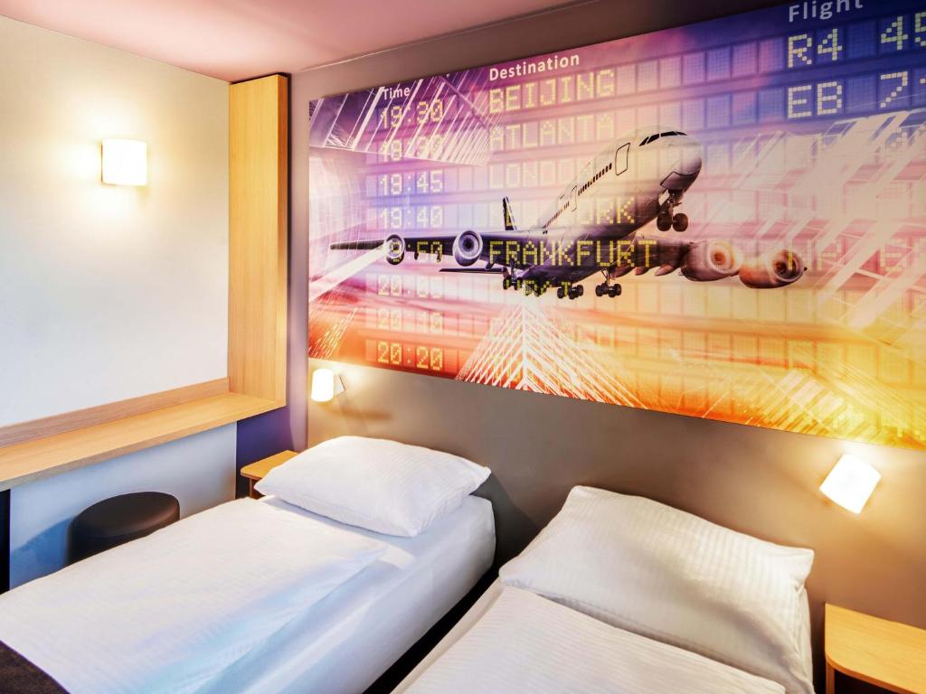B&B Hotel Frankfurt-Airport - Resim 13