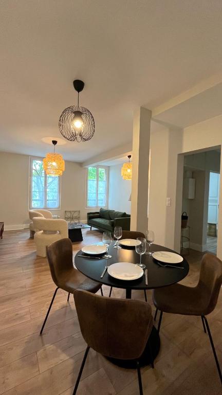 Χώρος καθιστικού στο Appartement Jehan de Beauce