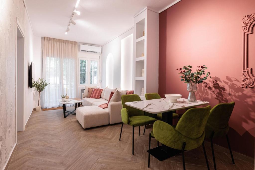 F & B Collection - 3 Bedroom Flat