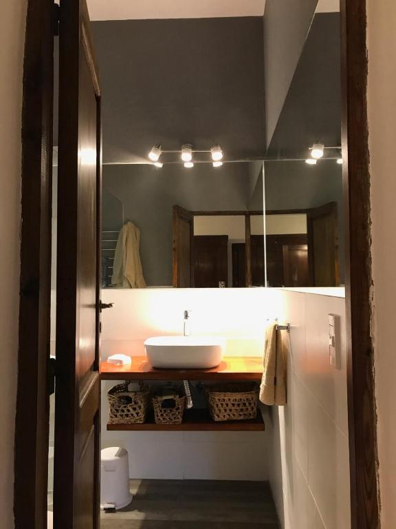 Casa de campo con piscina, limpieza y desayuno