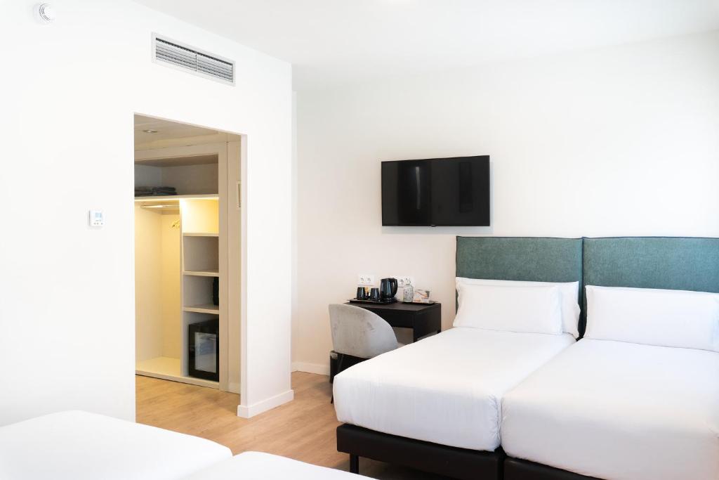 Tres Torres Atiram Hotel - 8