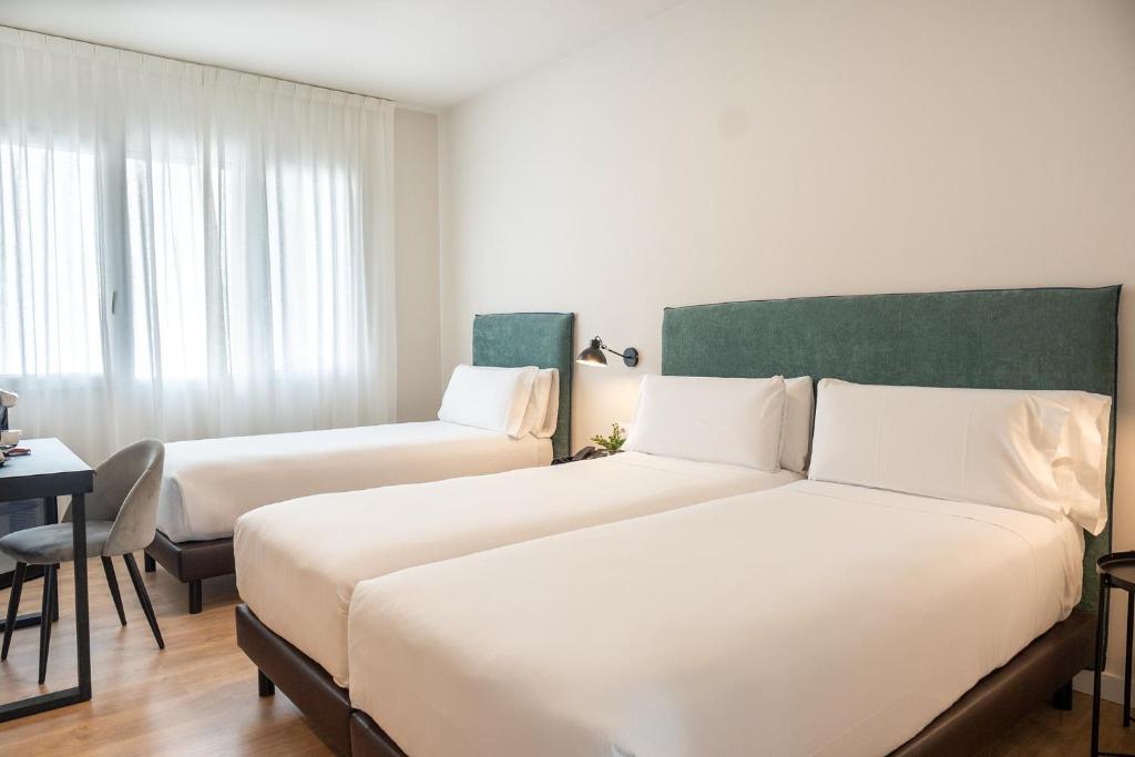 Tres Torres Atiram Hotel - 9