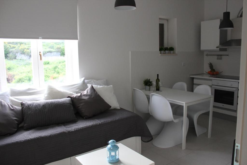 Kuchyňa alebo kuchynka v ubytovaní Smile & Enjoy Apartments