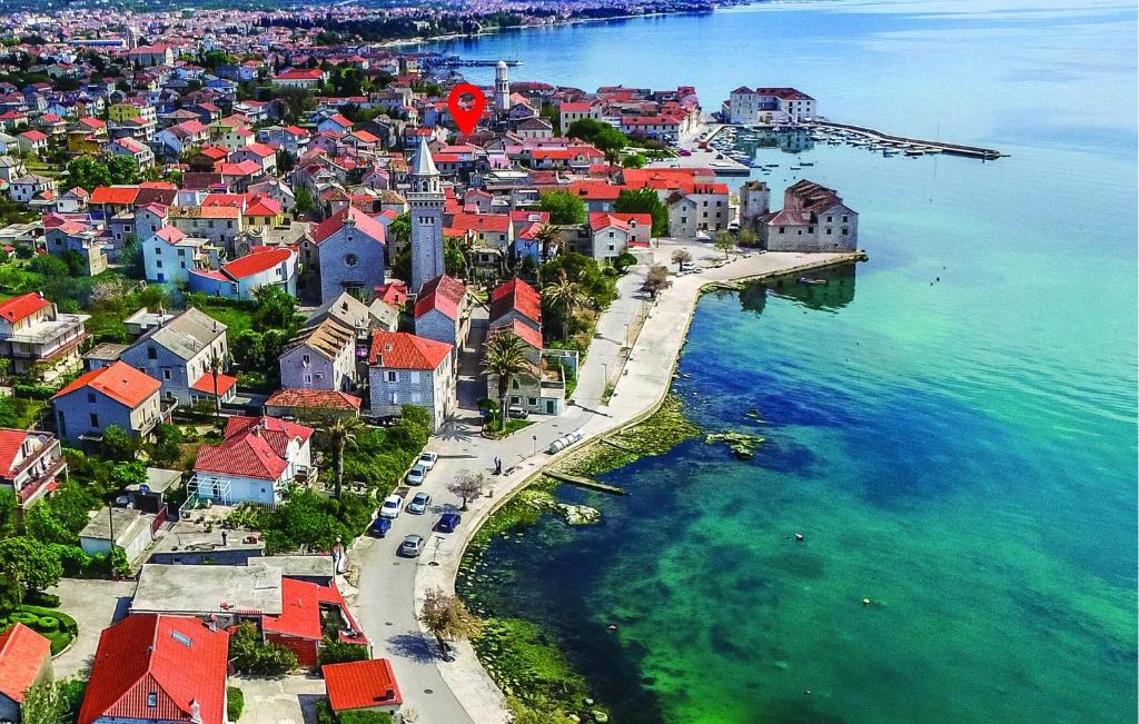 Nice Apartment In Kastel Stafilic With Wifi
