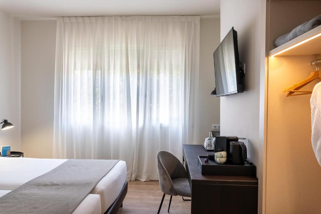 Tres Torres Atiram Hotel - 2