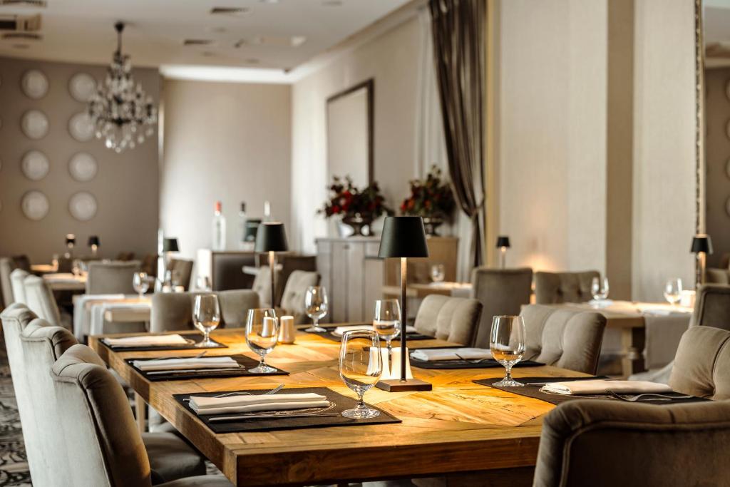 Airport Hotel Okecie - Resim 12