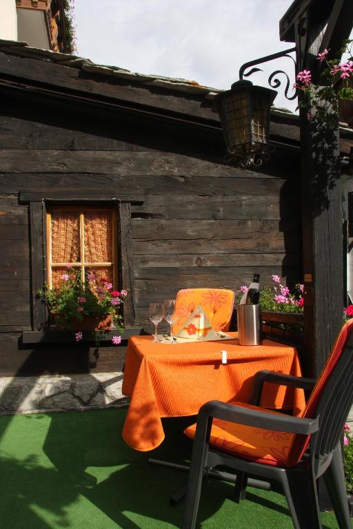 Posezení v ubytování Hotel Alpha
