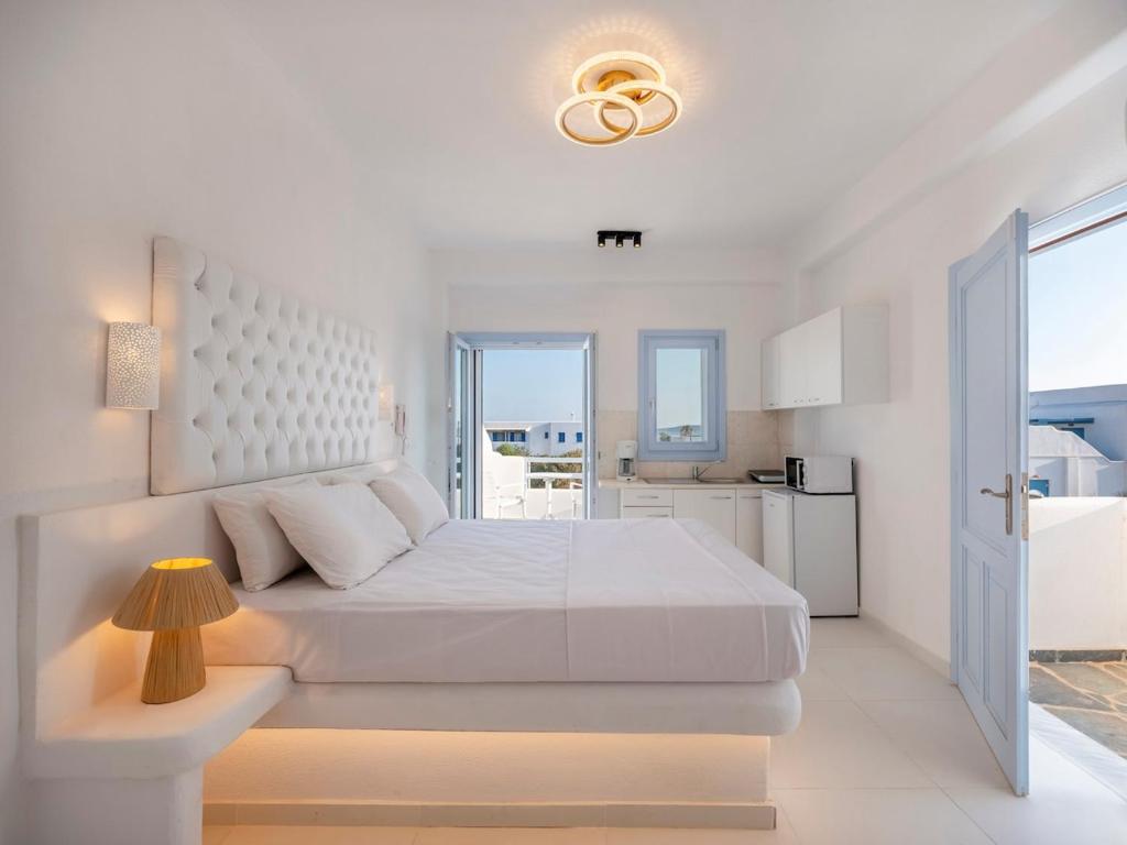 Φωτογραφία από το άλμπουμ του Aliki Bay Luxury Studios 2 σε Κάμπος Πάρου