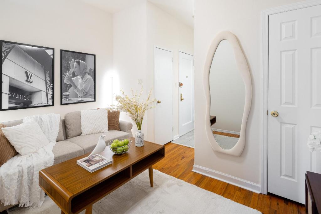 Cozy 1BD Upper East Side Gem, New York (updated prices 2025)