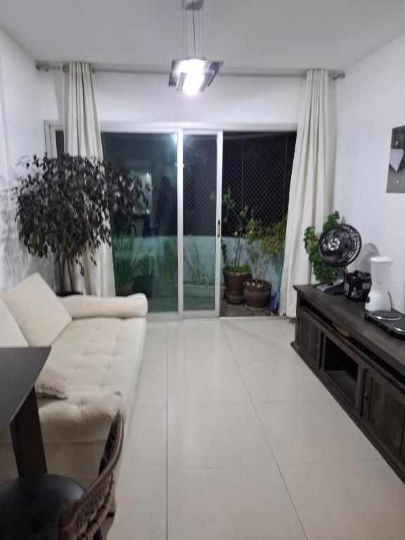 Χώρος καθιστικού στο Flat liberdade