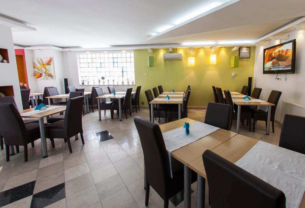 Restaurace v ubytování Hotel Hayat