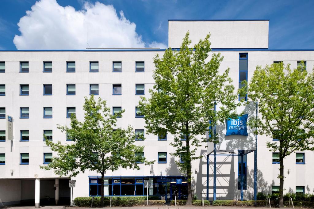 ibis budget Hamburg Altona - Resim 6