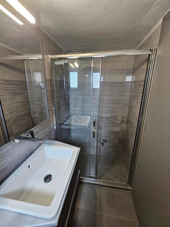 O baie la DS Central Apartment