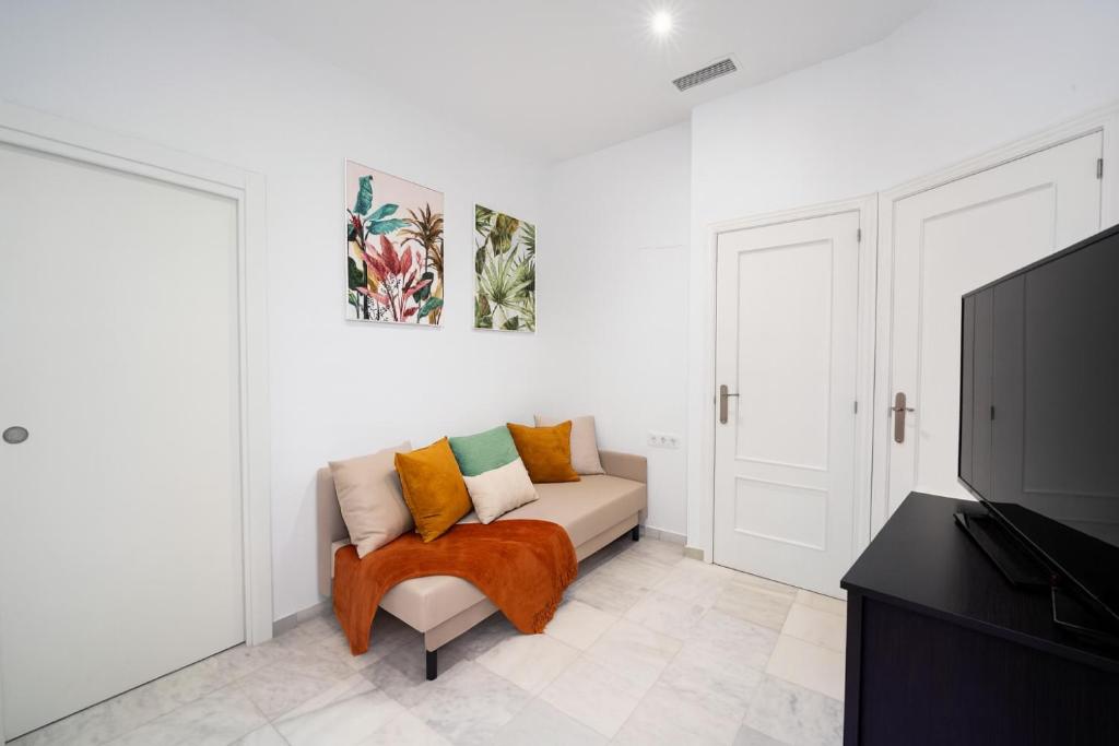 Private House Cathedral Terrace - 2