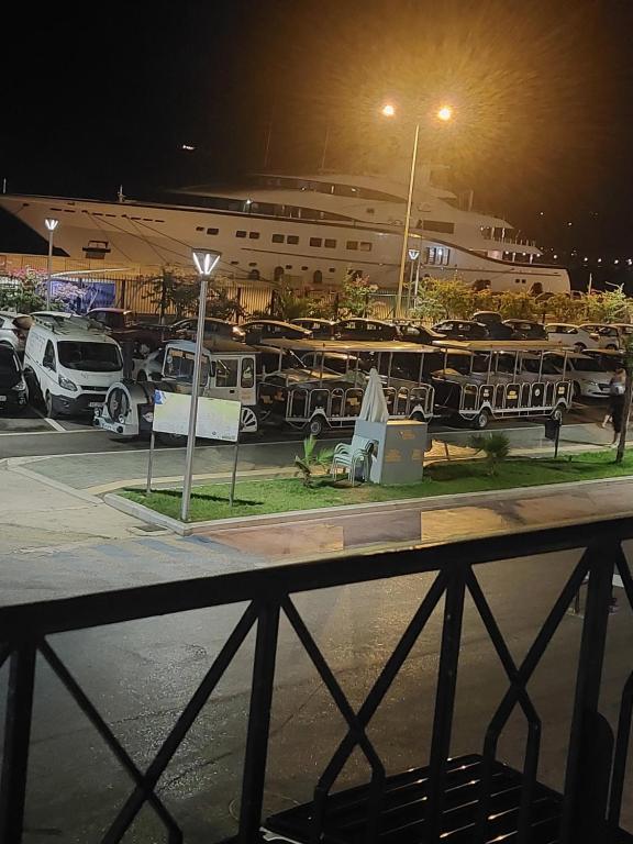 Rouchotas Studios by Viktor 1rst Floor - 15