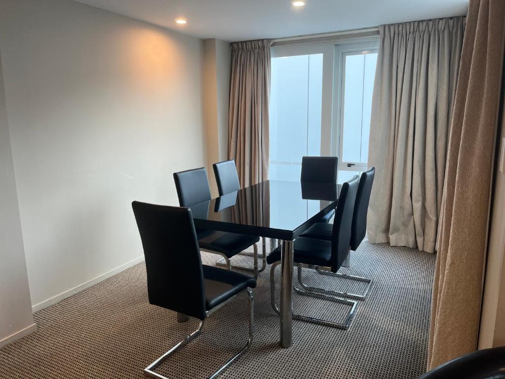 Harbour Steps - Resim 4