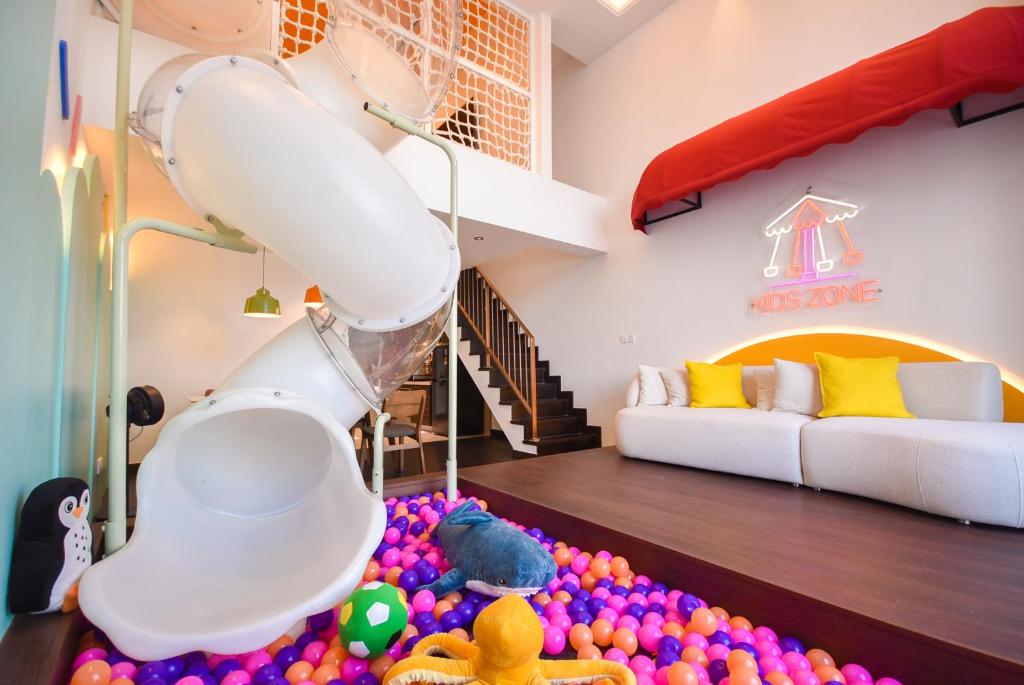 R&F Princess Cove by Nest Home at Johor Bahru - Soppalco