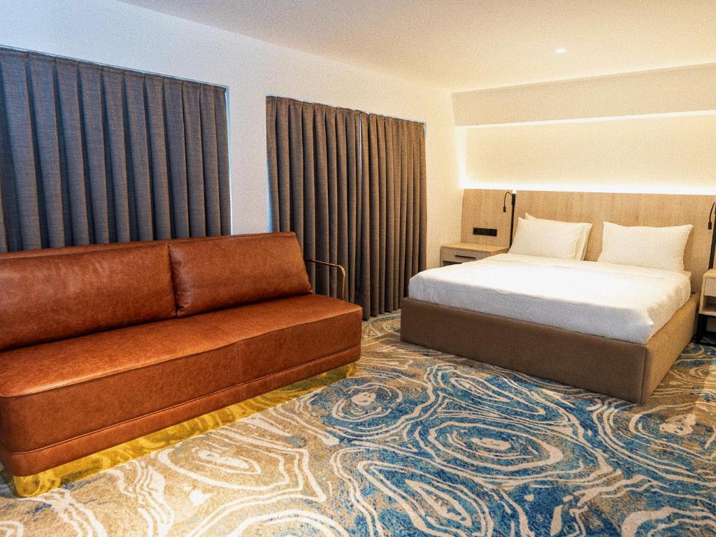 لابی و فضای عمومی Central Square Hotel - تصویر ۵