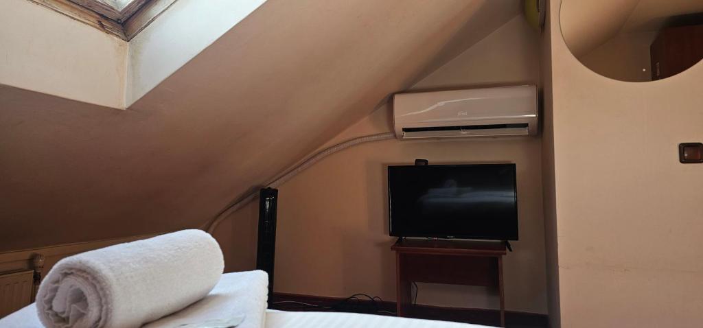 Hotel Olimp - 2 stele - Resim 4