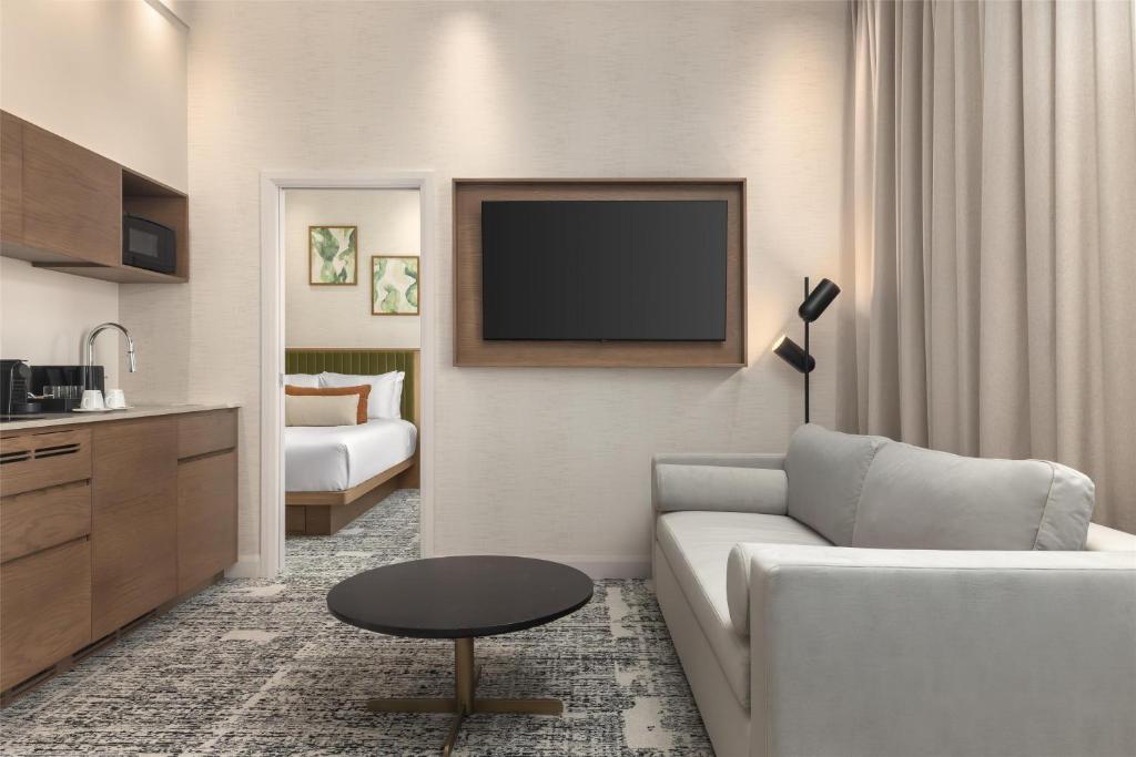 
Superior Queen Room with Two Queen Beds
