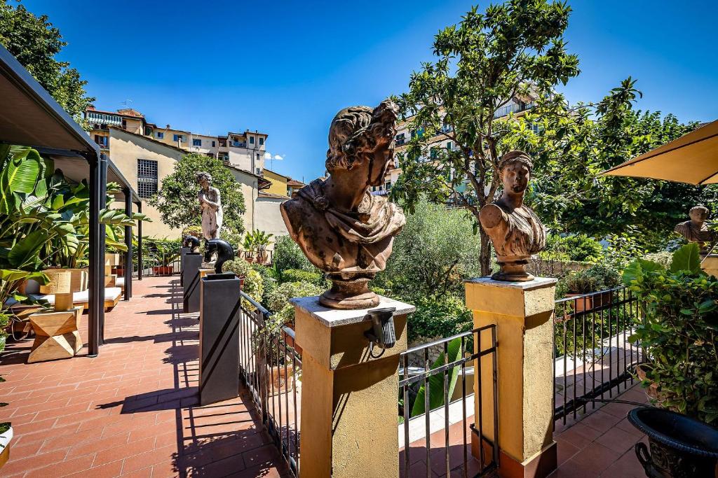 Hotel Ungherese Small Luxury Hotel - Resim 28