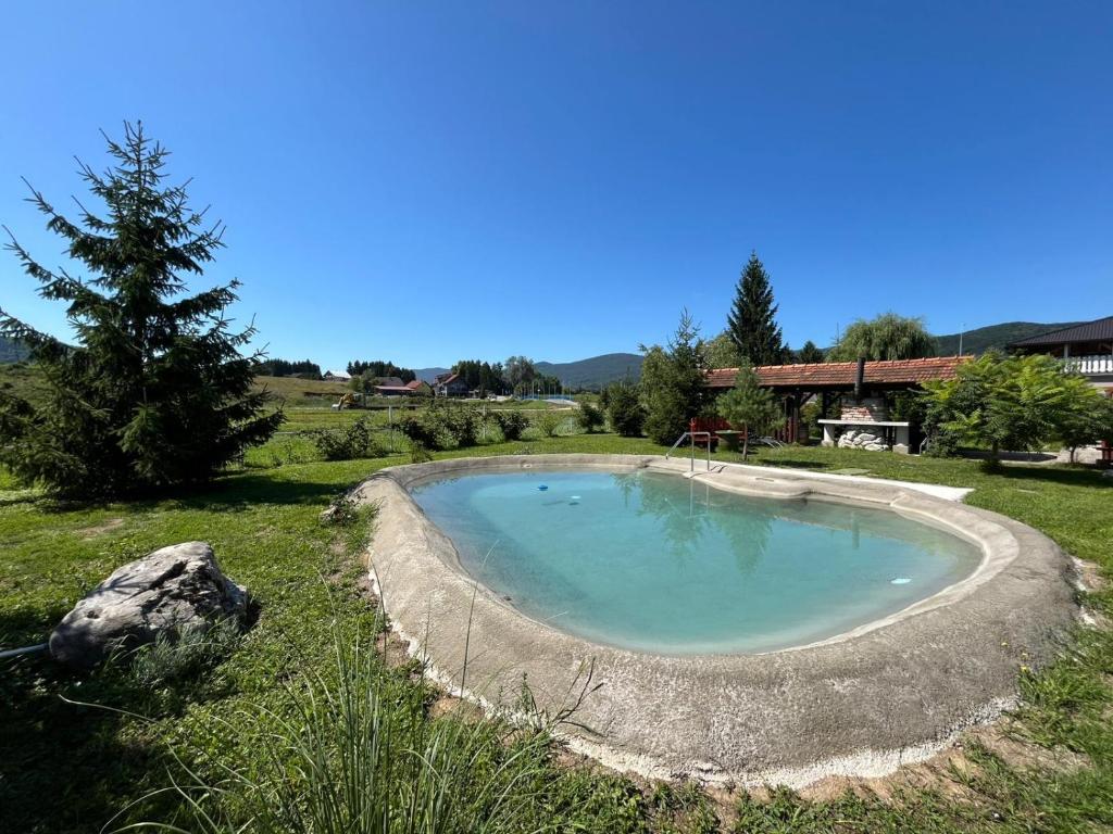 Šumski Dvori Apartment - 17