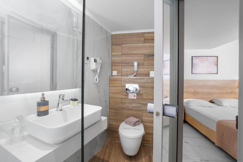 Marvel Deluxe Rooms - 17