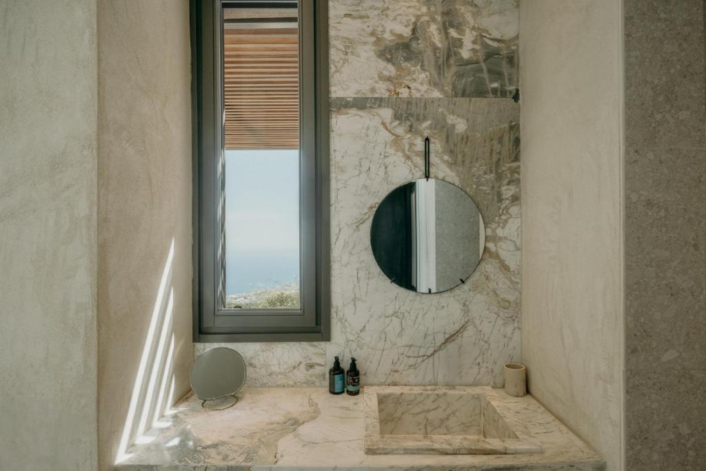 Santorini Sky, Luxury Resort - 16