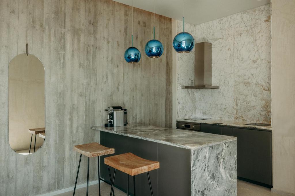 Santorini Sky, Luxury Resort - 13