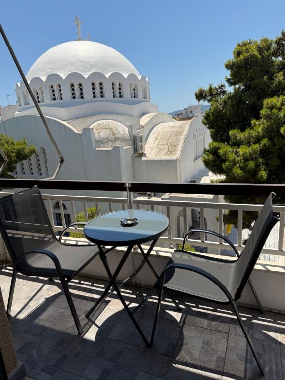 Above Apartments near the Airport - 4