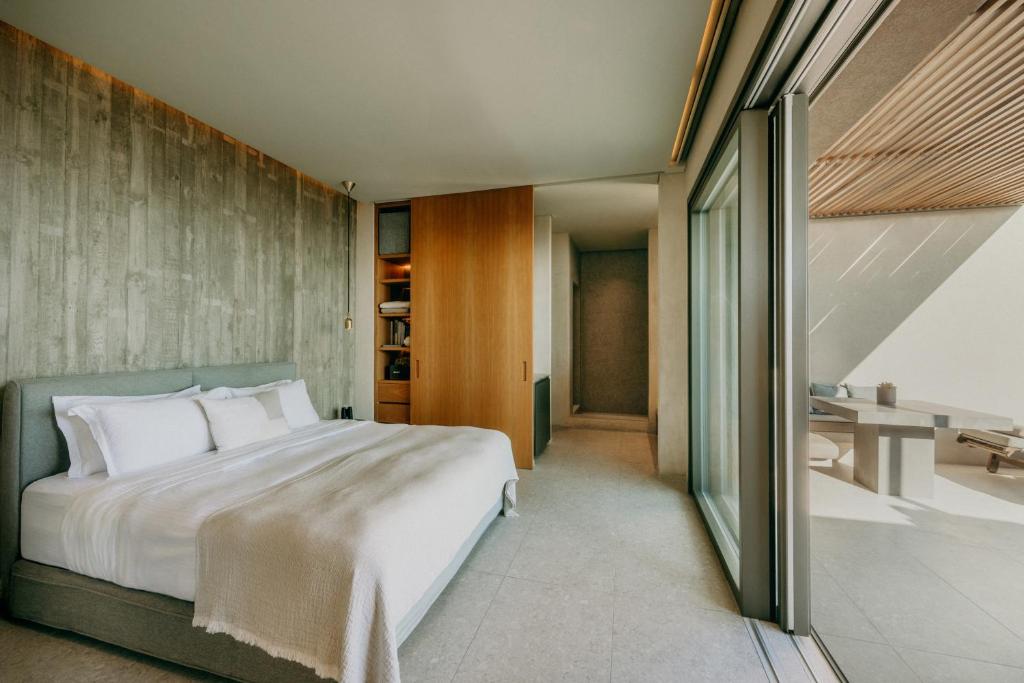 Santorini Sky, Luxury Resort - 5