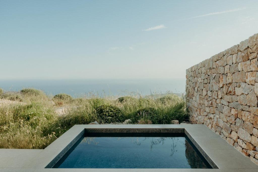 Santorini Sky, Luxury Resort - 3