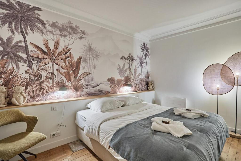 Apartment Eiffel Tower Trocadero by Studio Prestige
