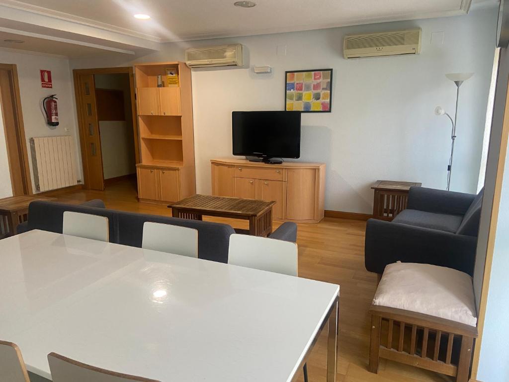 REMANAL Residencia - 5