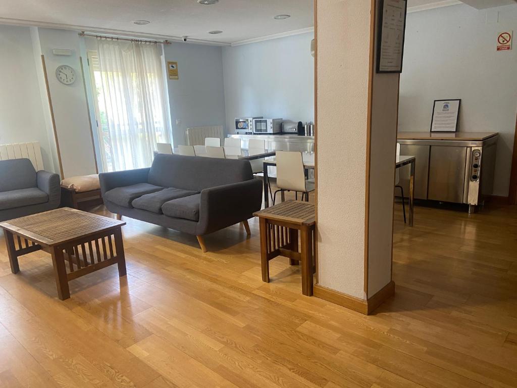 REMANAL Residencia - 6