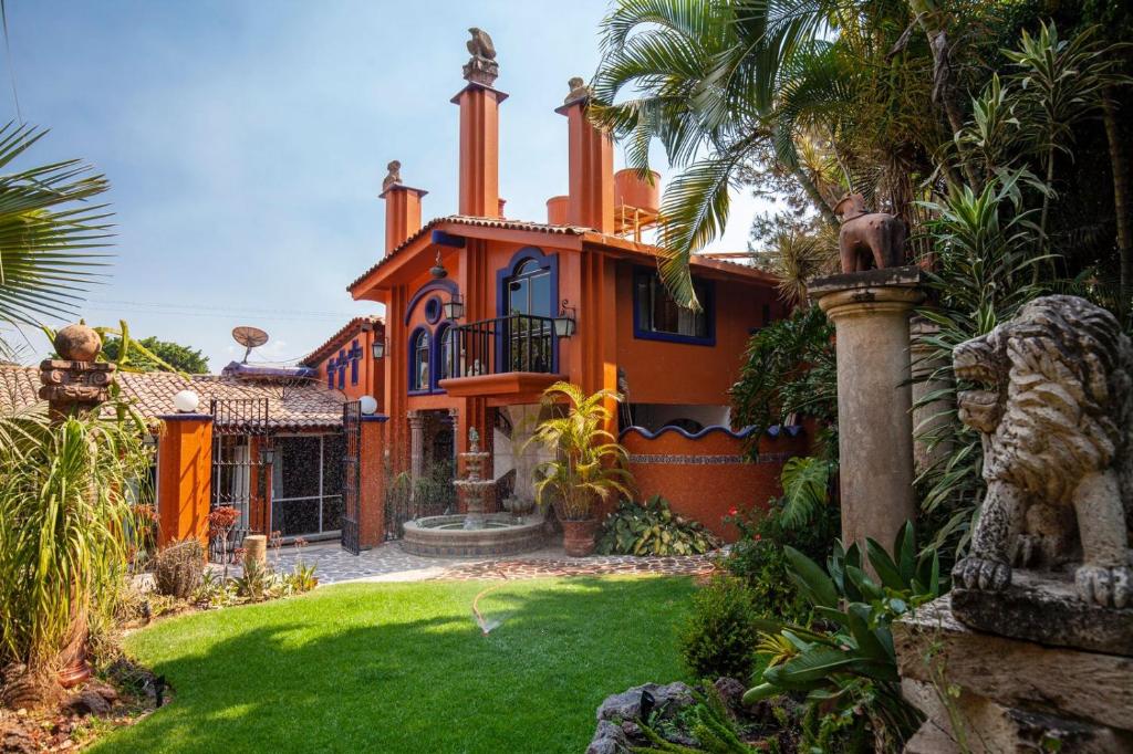 Zahrada ubytování Gorgeous LGBTQ Mexican Hacienda Casa de la Paz