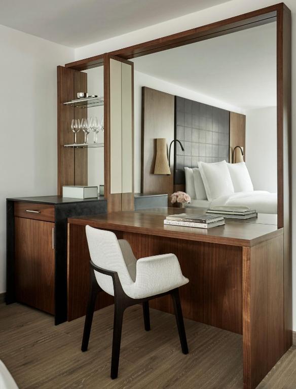 Postel nebo postele na pokoji v ubytování Four Seasons Hotel Bogota