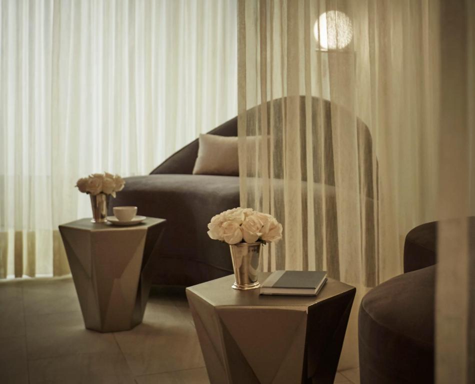 Posezení v ubytování Four Seasons Hotel Bogota
