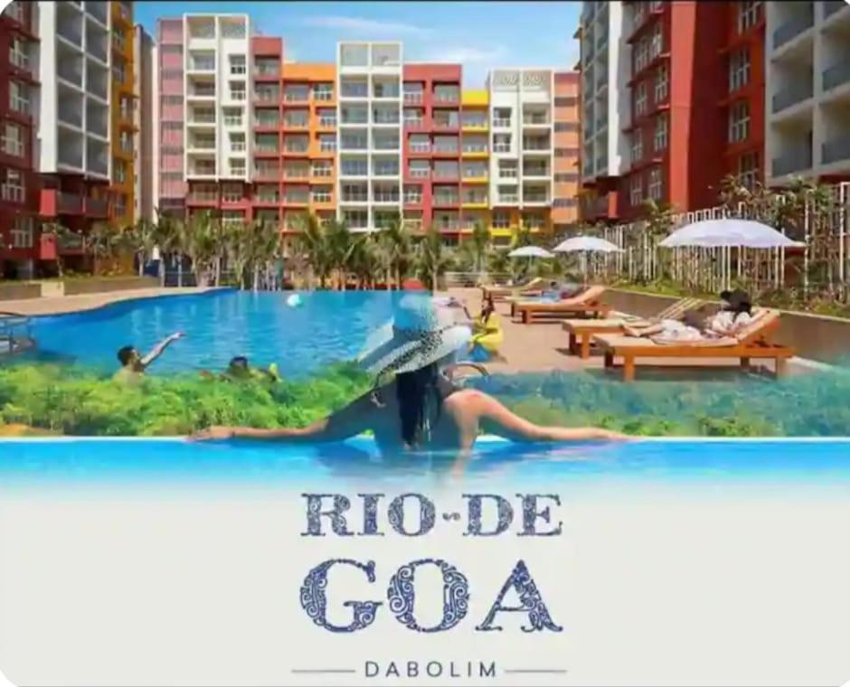 Bazén v ubytování Tata Rio DE Goa Sunshine Retreat Resort Style 1 BHK Apt nebo v jeho okolí
