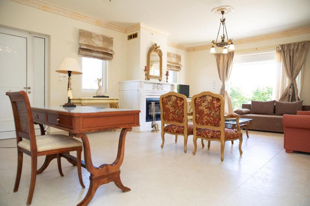 Gallery image of Urban Luxury Residence in Pýrgos