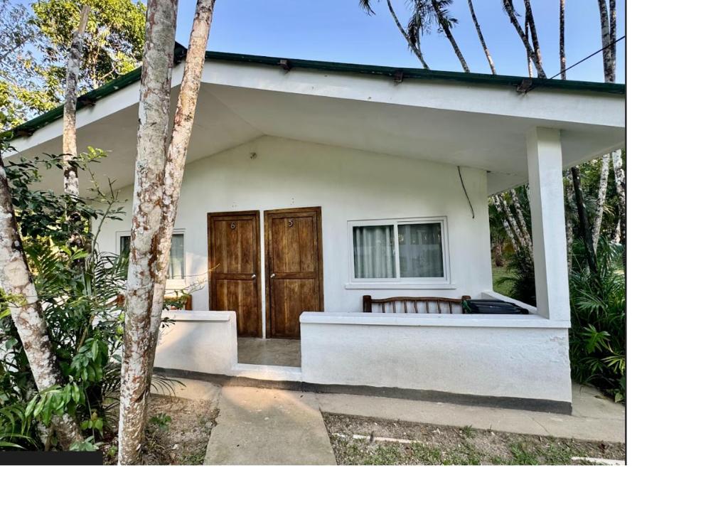 Photo de la galerie de l'établissement Cabañas Paraiso Escondido Gt, à Rio Dulce