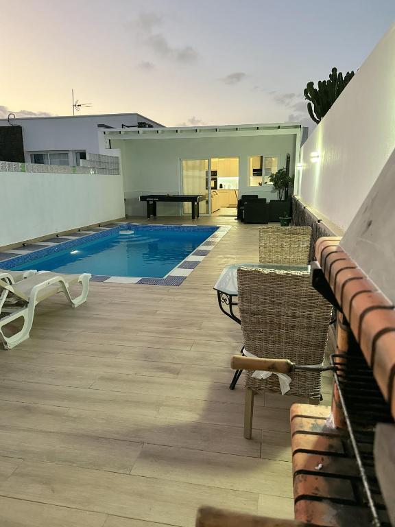 VILLA ToNY