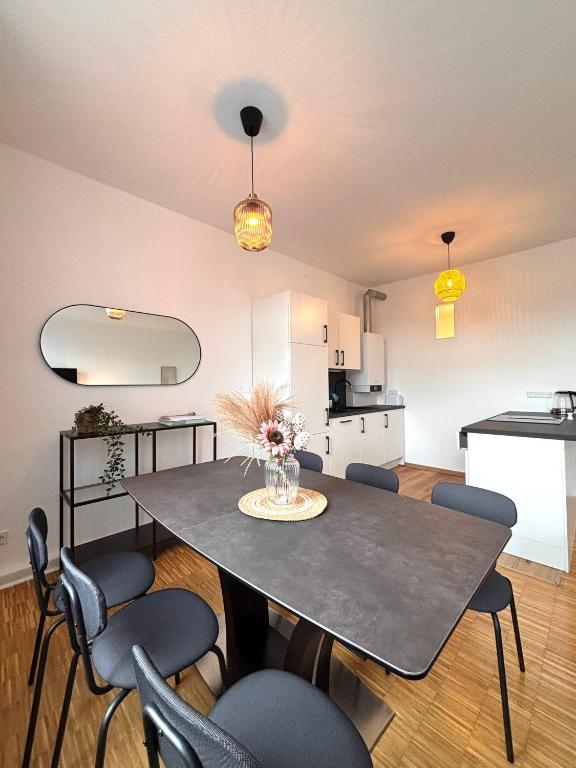 Kuchyň nebo kuchyňský kout v ubytování Apartment am Bergpark