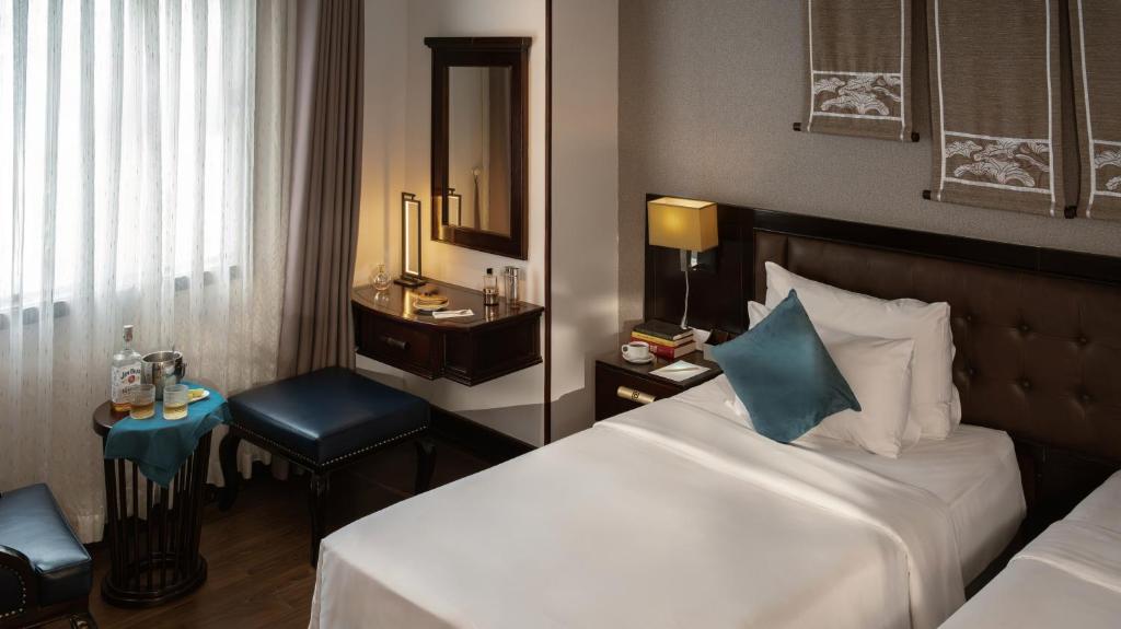 Deluxe Twin Room (Daily free Minibar & (1) time Afternoon Tea)
