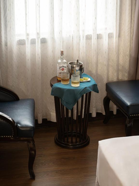 Deluxe Twin Room (Daily free Minibar & (1) time Afternoon Tea)