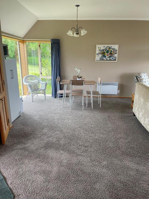 Breathtaking views of Lake Taupo - Resim 12