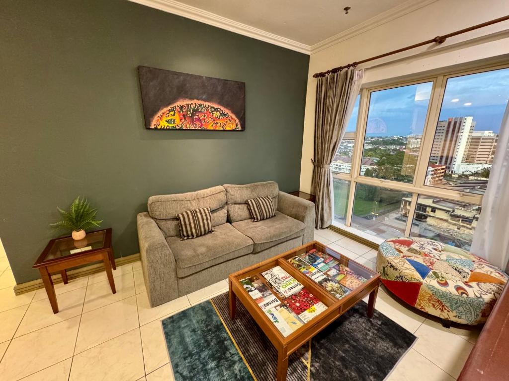 Ruang duduk di 2 Bedrooms - Central of Kuching City